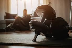 TA：斯通斯今夏不会离开曼城，胡桑诺夫计划留队