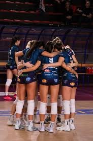 中盘才开始，对吗？（这才算进入中盘，对吗？）